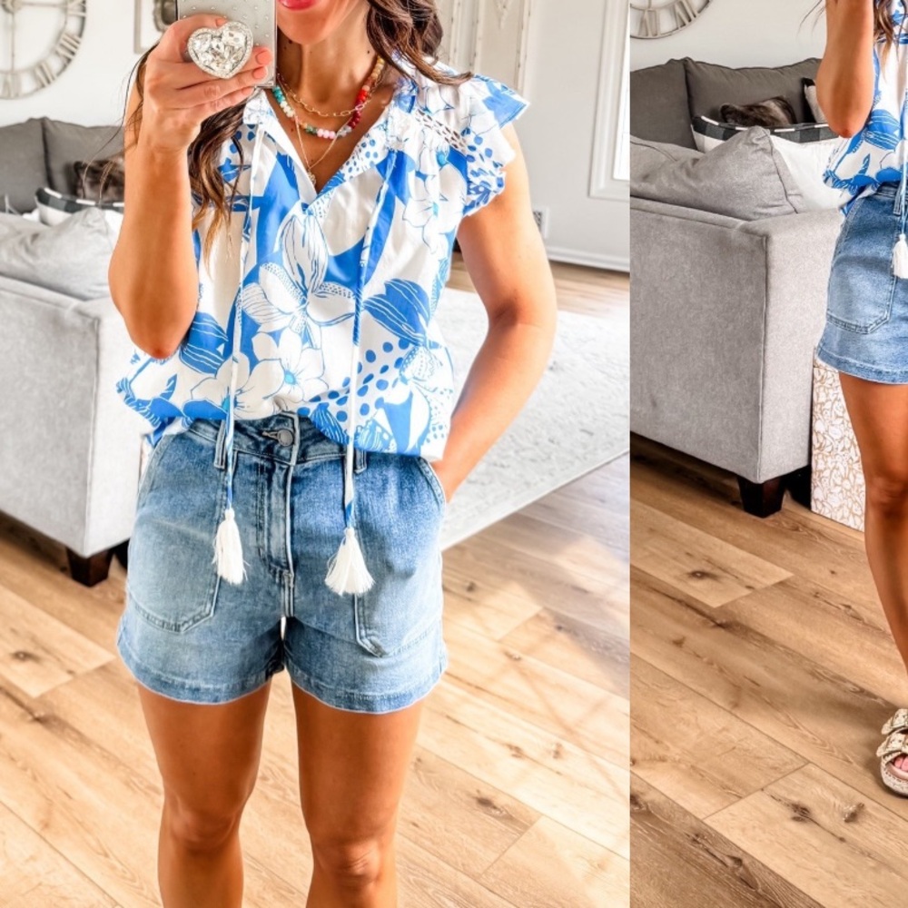 Summer lined blue & white blouse. Pretty details & hanging tassels